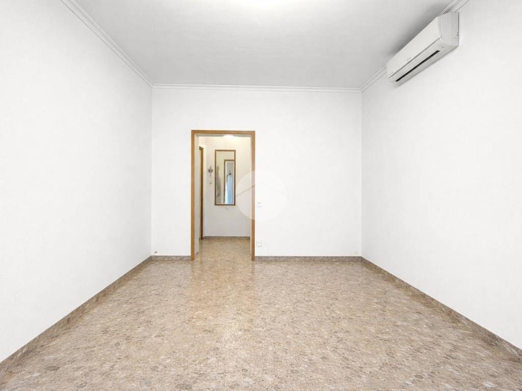 appartamento in vendita a Milano in zona Adriano