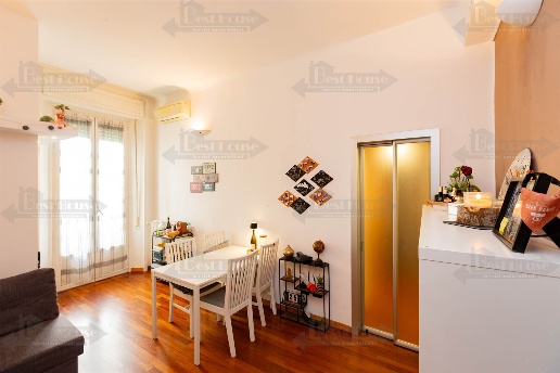 appartamento in vendita a Milano in zona Città Studi