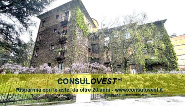 appartamento in vendita a Milano in zona San Siro