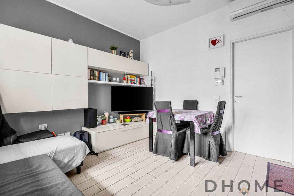 appartamento in vendita a Milano in zona Bovisa