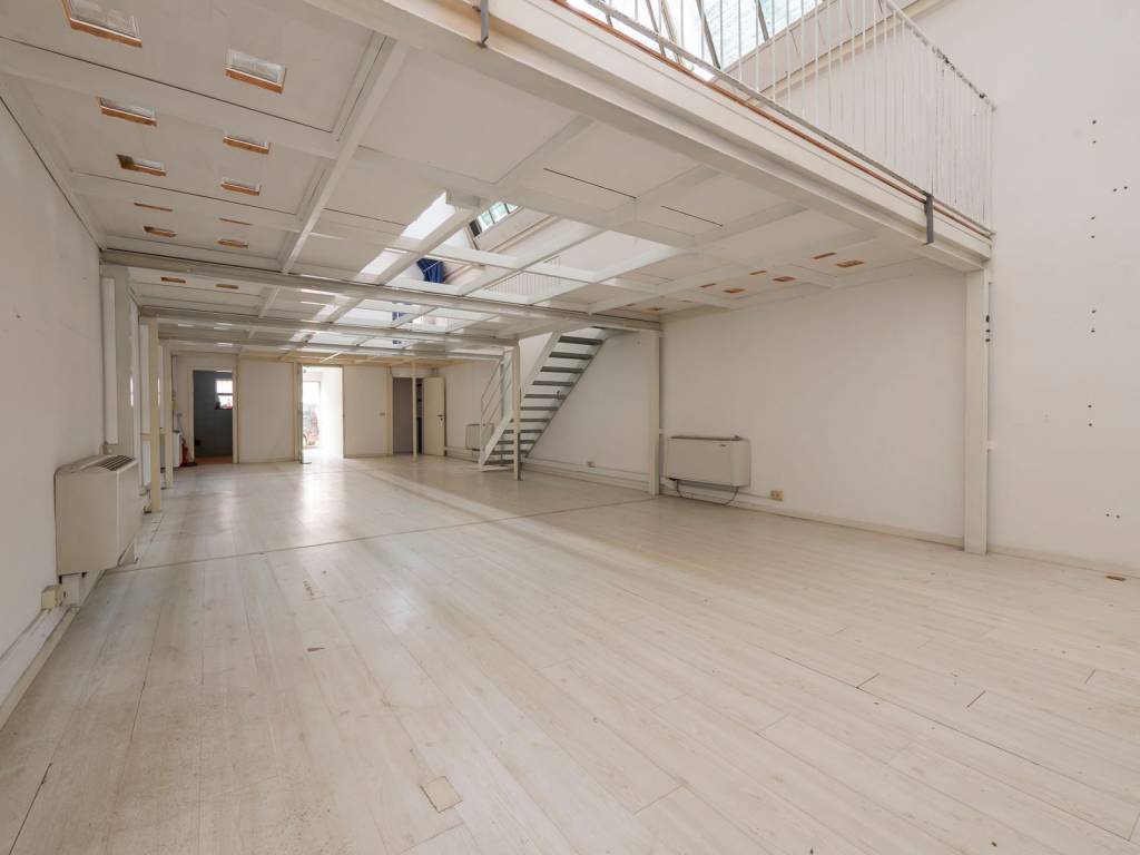 appartamento in vendita a Milano in zona Vigentino