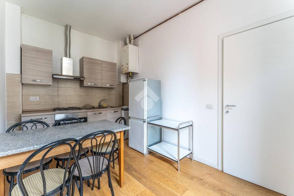 appartamento in vendita a Milano in zona Dergano