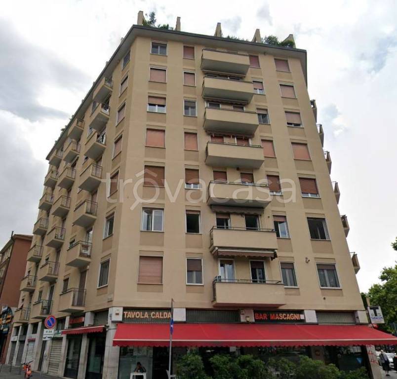 appartamento in vendita a Milano in zona Corvetto