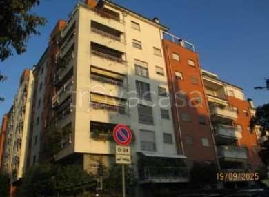 appartamento in vendita a Milano in zona Quarto Oggiaro
