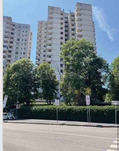 appartamento in vendita a Milano in zona Gratosoglio