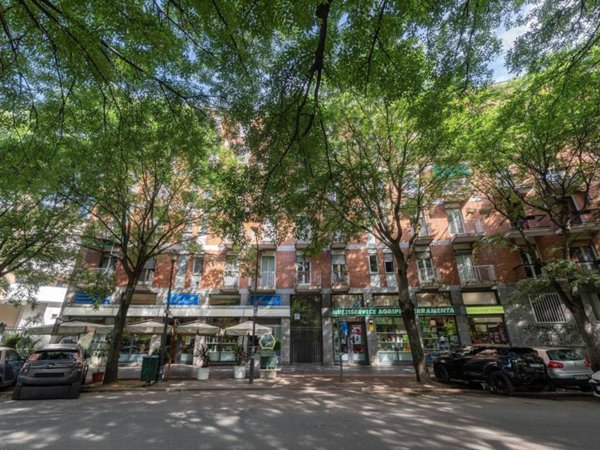 appartamento in vendita a Milano in zona Stadera