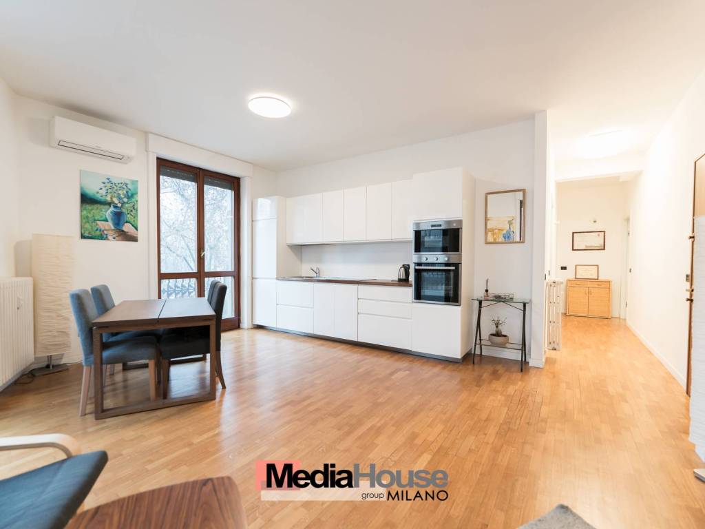 appartamento in vendita a Milano in zona Centro Direzionale