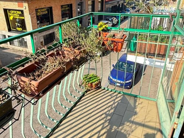 appartamento in vendita a Milano in zona Piazzale Lodi