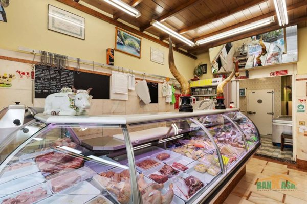 negozio in vendita a Milano in zona Porta Venezia