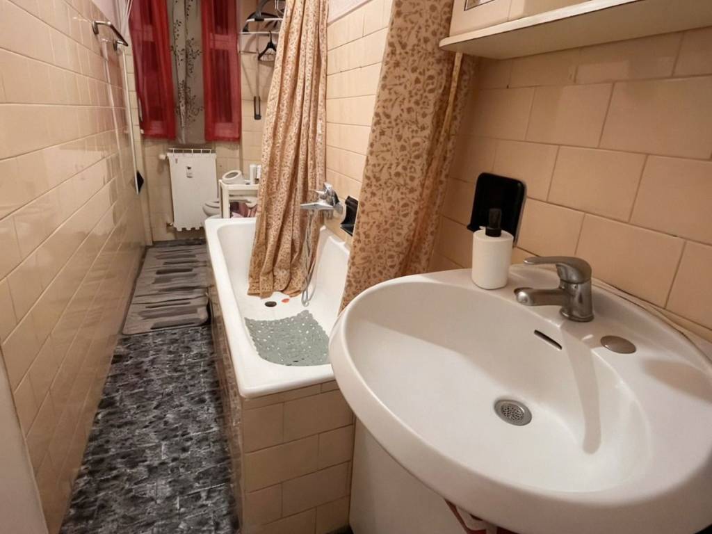 appartamento in vendita a Milano in zona Corvetto