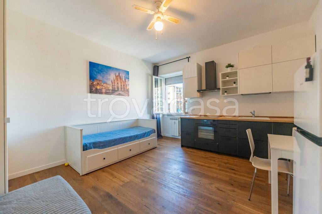 appartamento in vendita a Milano in zona Dergano