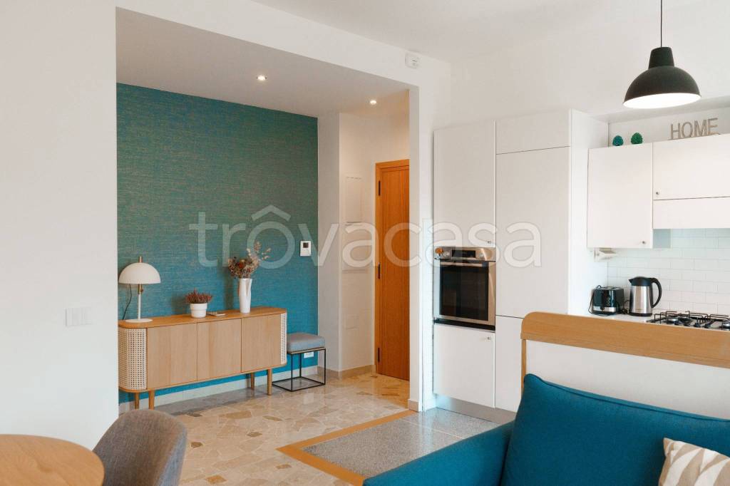 appartamento in vendita a Milano in zona Bocconi