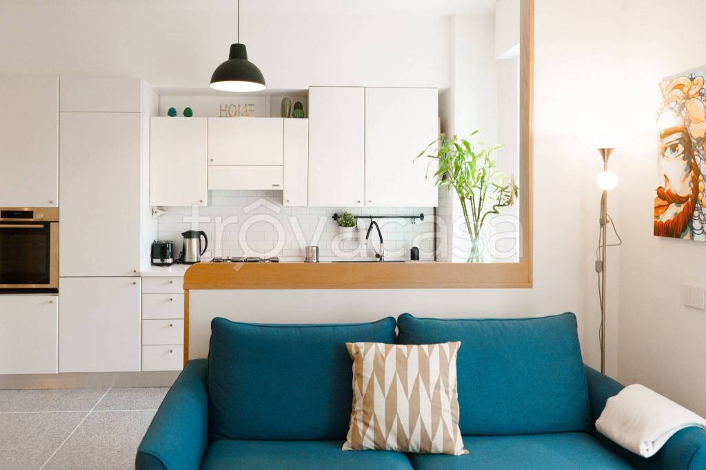 appartamento in vendita a Milano in zona Bocconi