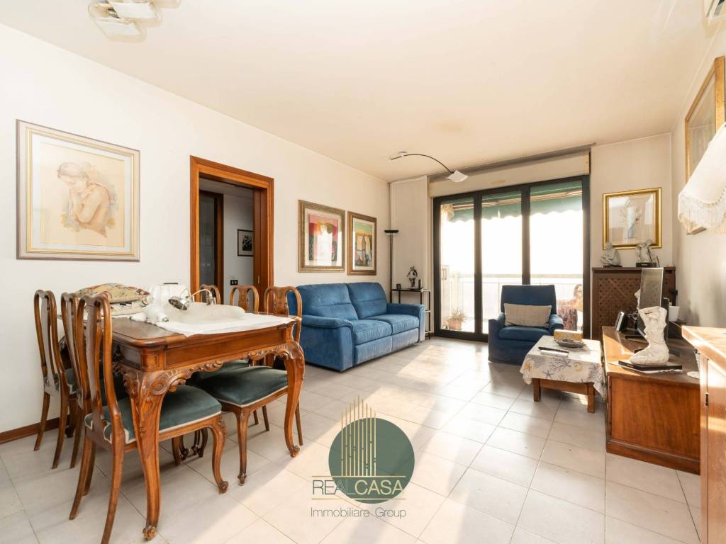 appartamento in vendita a Milano in zona Crescenzago