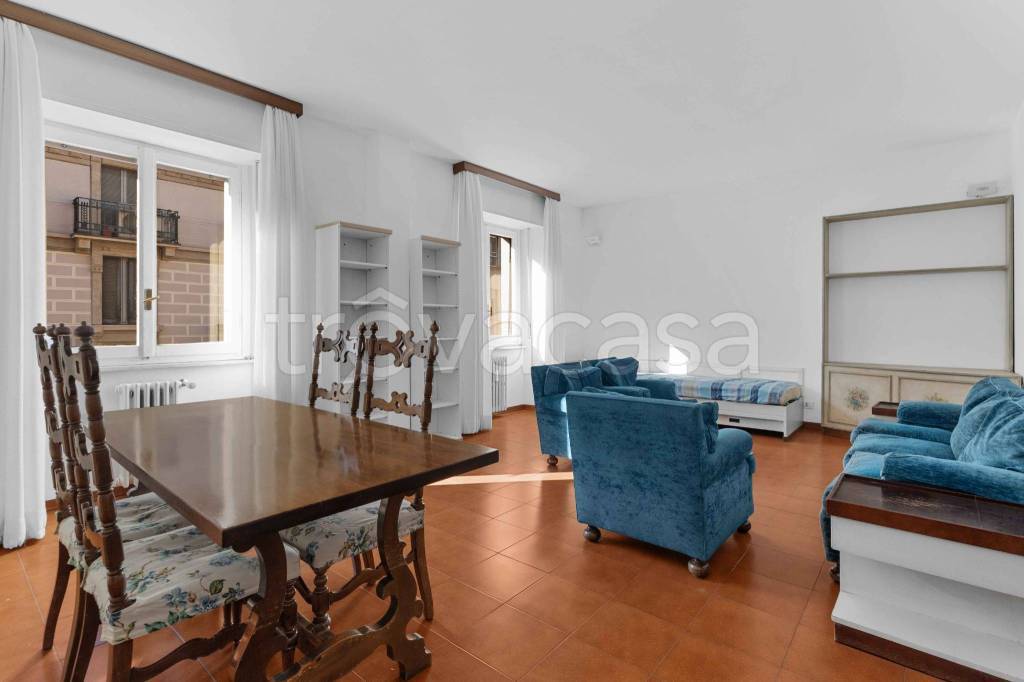 appartamento in vendita a Milano in zona Porta Venezia