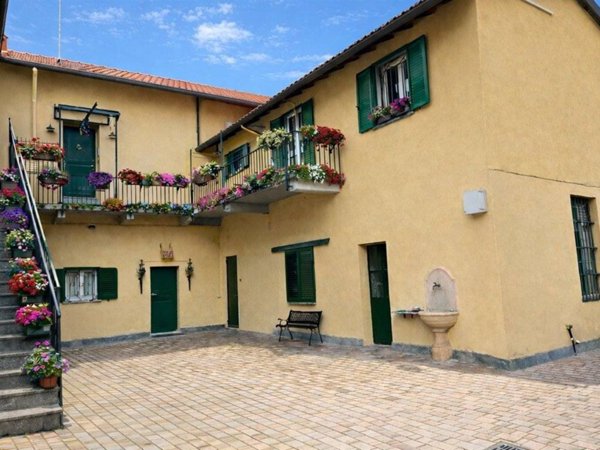 intera palazzina in vendita a Milano in zona Maggiolina