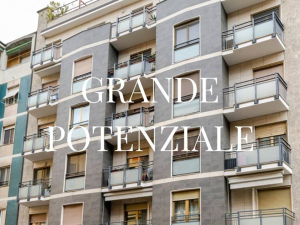 appartamento in vendita a Milano in zona Isola