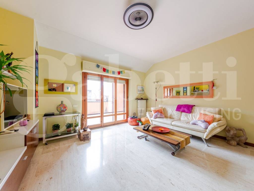 appartamento in vendita a Milano in zona Gratosoglio