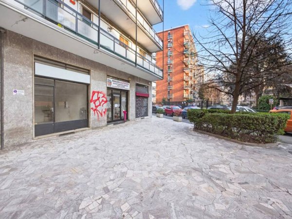 negozio in vendita a Milano