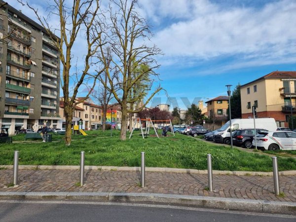 negozio in vendita a Milano in zona Ortica