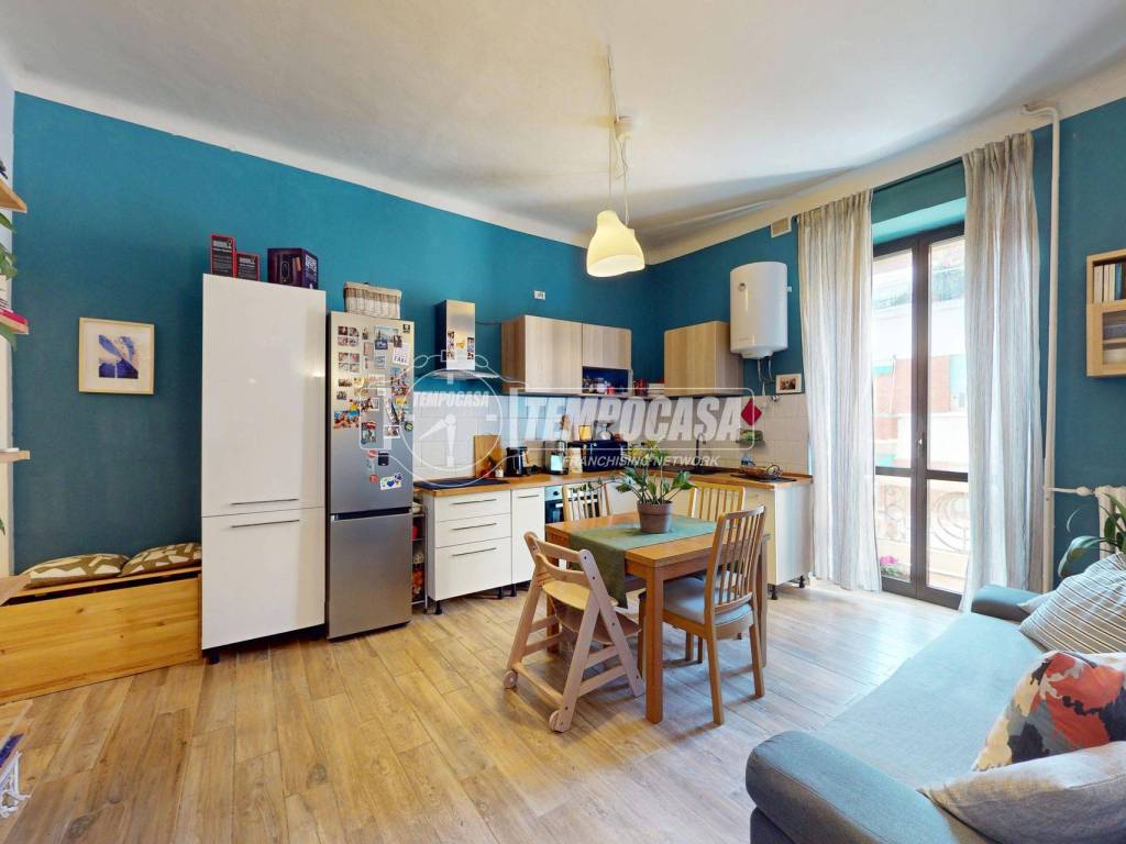 appartamento in vendita a Milano in zona Loreto