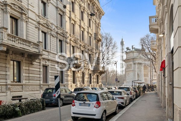 appartamento in vendita a Milano in zona Sempione