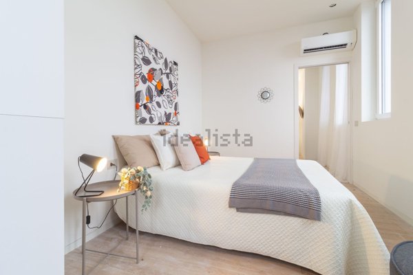 appartamento in vendita a Milano in zona Vigentino