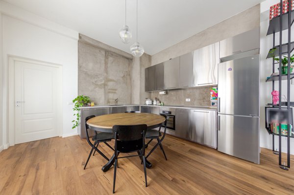 appartamento in vendita a Milano in zona Vigentino