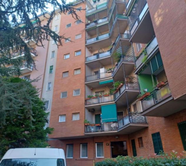appartamento in vendita a Milano in zona Barona