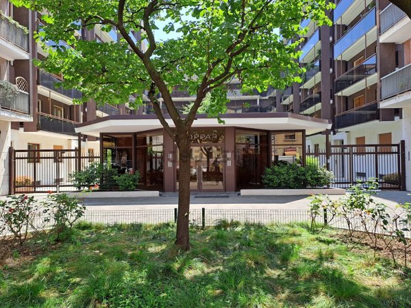 ufficio in vendita a Milano in zona Solari