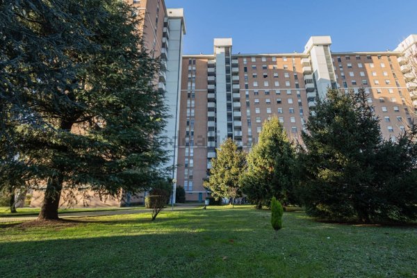 appartamento in vendita a Milano in zona Chiesa Rossa