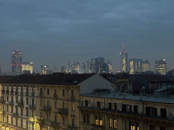 appartamento in vendita a Milano in zona Isola