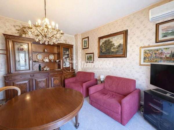 appartamento in vendita a Milano in zona Loreto