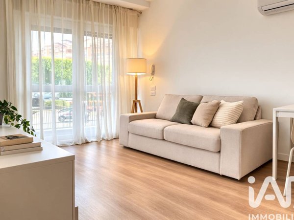 appartamento in vendita a Milano in zona Casoretto