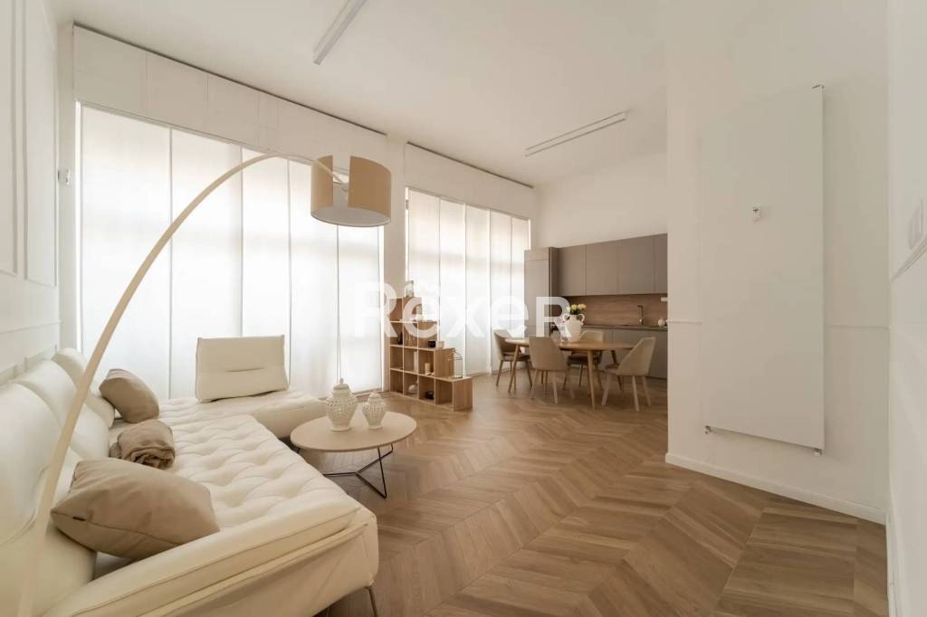 appartamento in vendita a Milano in zona Il Portello