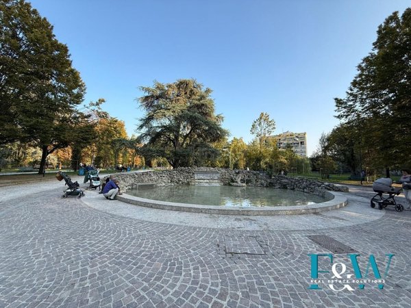 appartamento in vendita a Milano in zona Solari