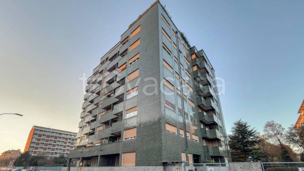 appartamento in vendita a Milano in zona Ronchetto sul Naviglio
