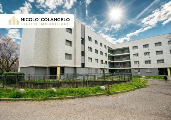 appartamento in vendita a Milano in zona Bovisasca