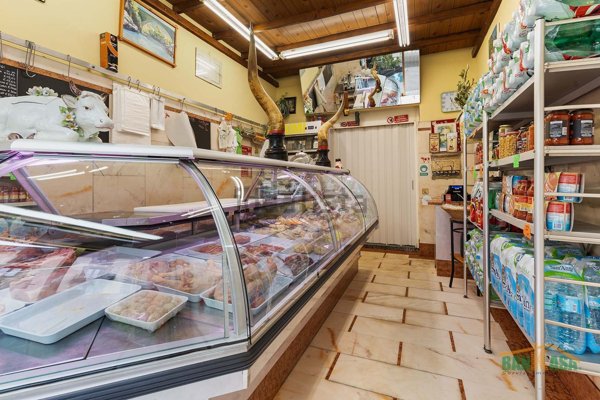 negozio in vendita a Milano in zona Porta Venezia