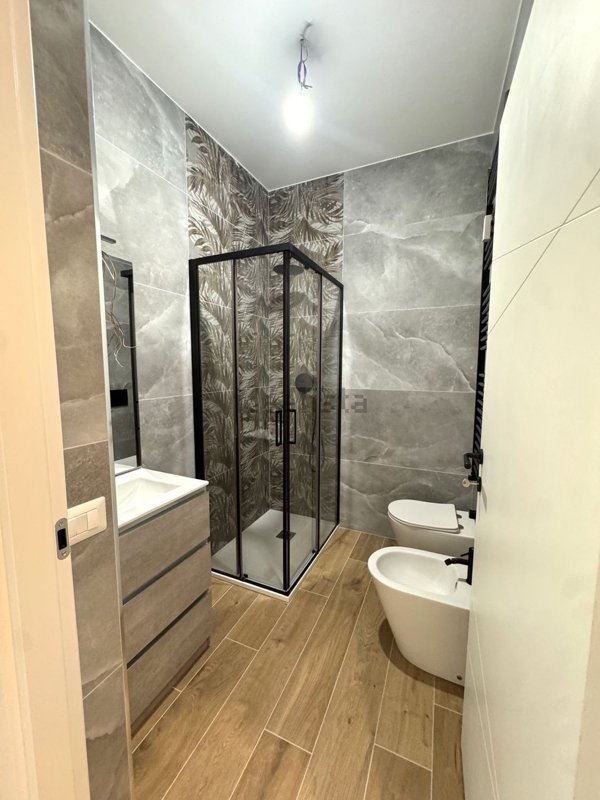 appartamento in vendita a Milano in zona Famagosta