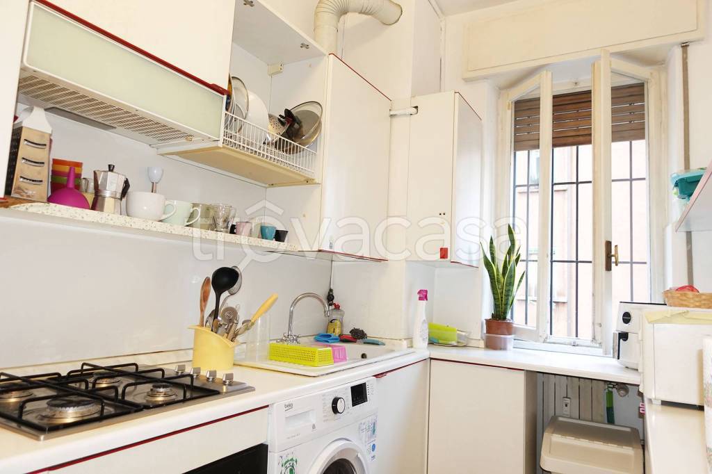 appartamento in vendita a Milano in zona Solari