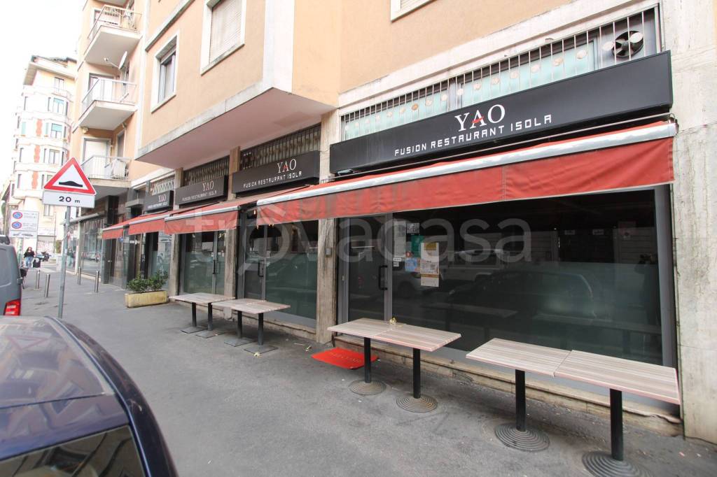 negozio in vendita a Milano in zona Isola