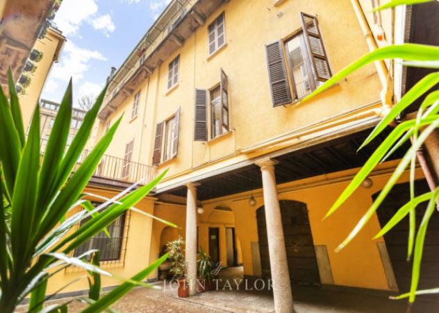 appartamento in vendita a Milano in zona Bocconi