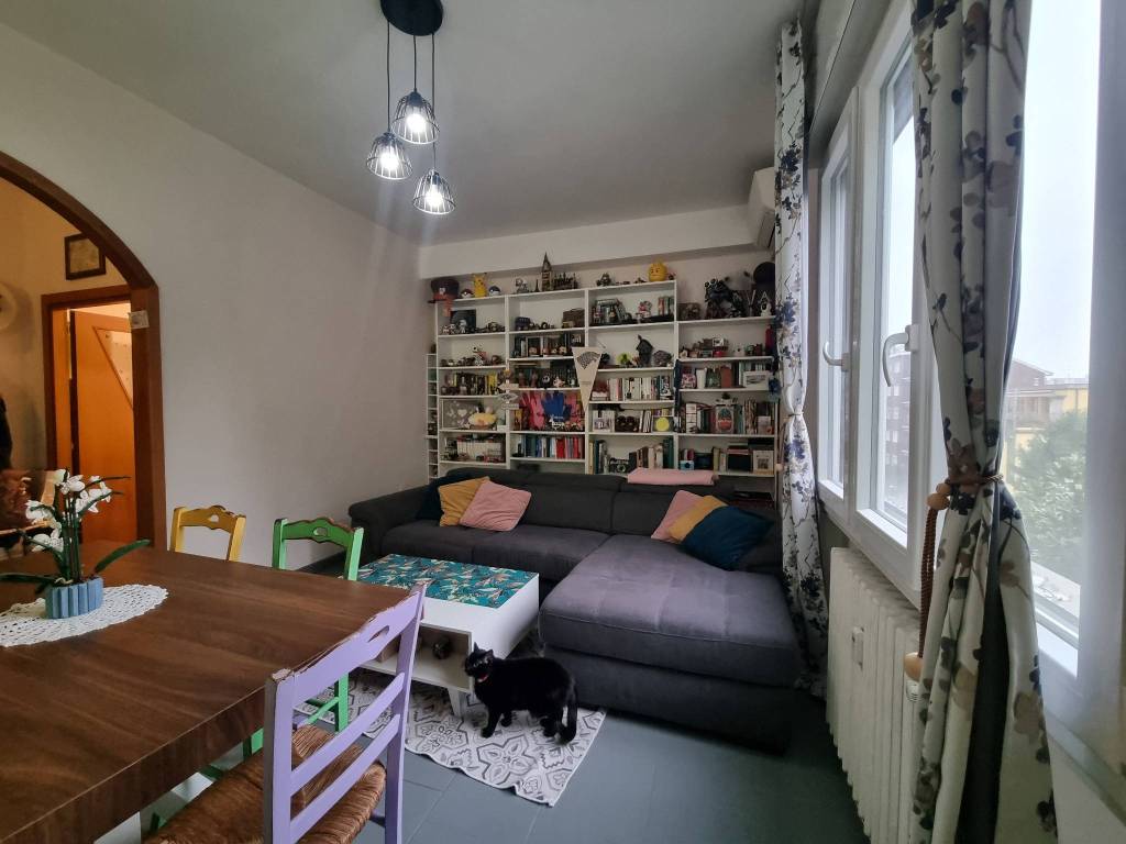 appartamento in vendita a Milano in zona Baggio