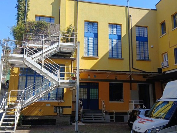 locale commerciale in vendita a Milano in zona Bovisa