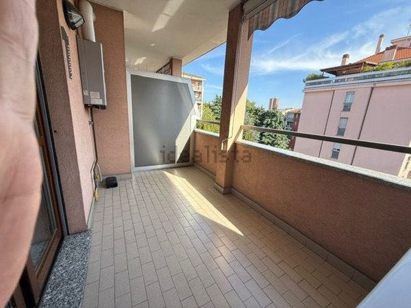 appartamento in vendita a Milano in zona Crescenzago