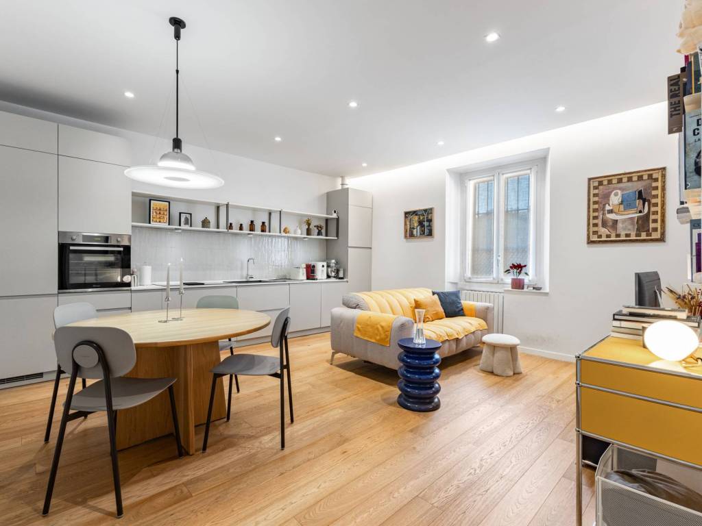 appartamento in vendita a Milano in zona Vigentino