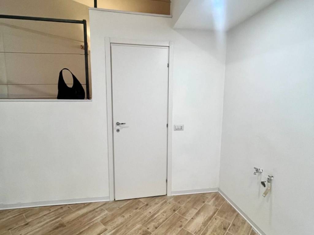 ufficio in vendita a Milano in zona Porta Vittoria