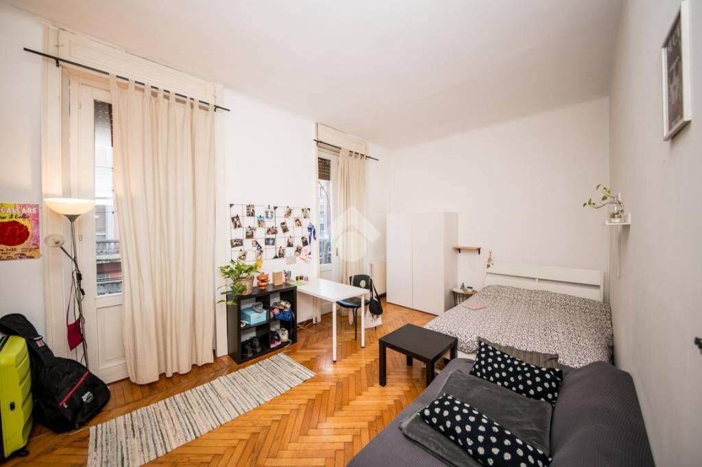 appartamento in vendita a Milano in zona Casoretto