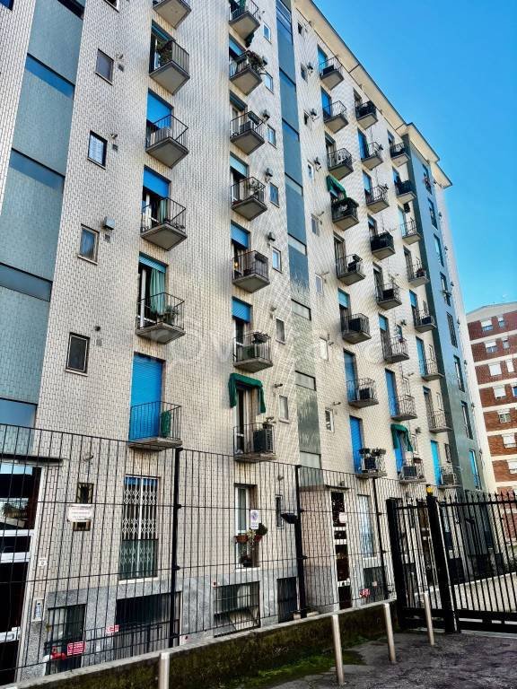 appartamento in vendita a Milano in zona Rembrandt